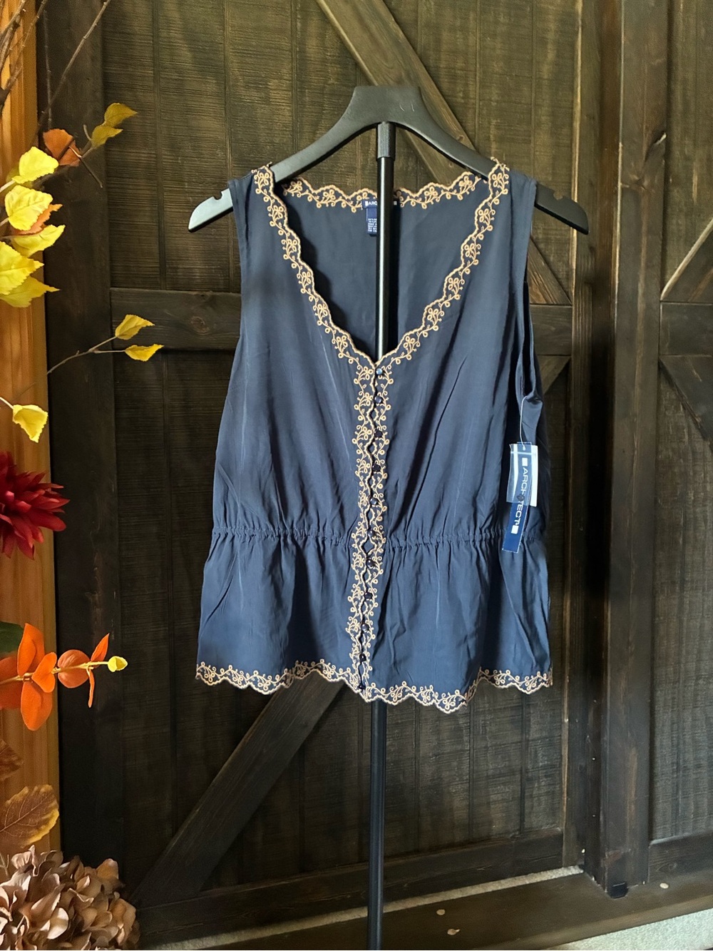 Architect Navy Camisole with Cream Lace Trim pit 2 pit 21